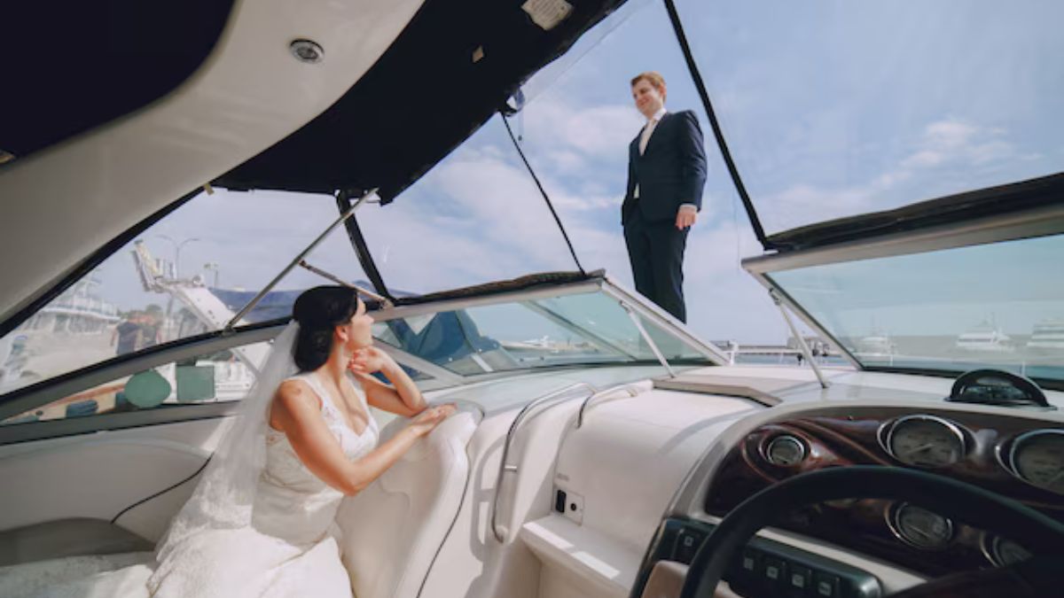 Wedding on a Luxury Yacht