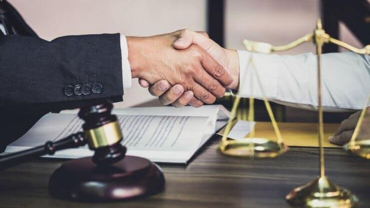 Lawyer