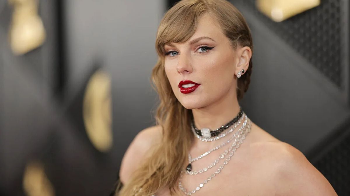 taylor swift's producer hints at new album release this year